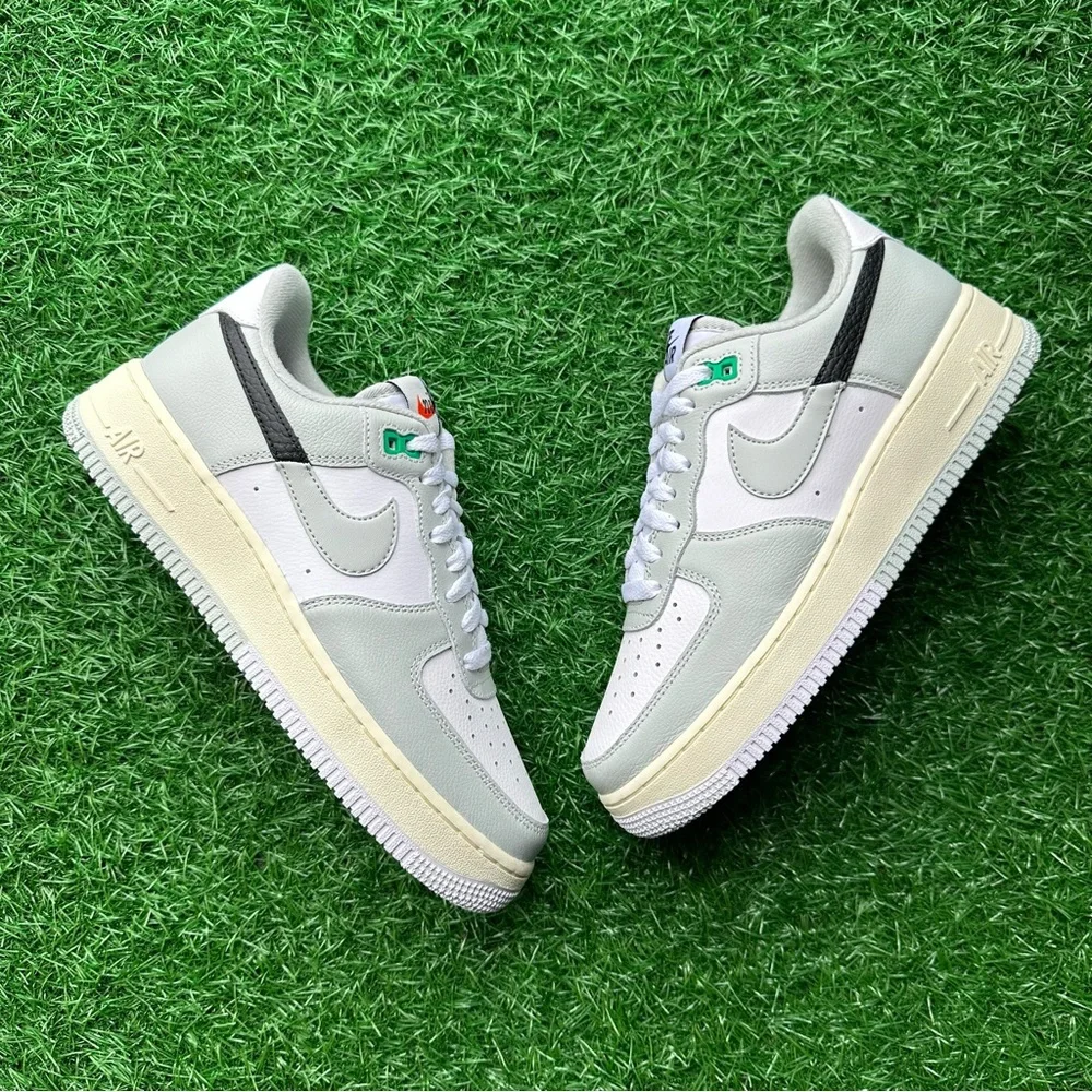 Nike Air Force 1 ‘07 Lv8 Light Silver / Black - Picture 10 of 14